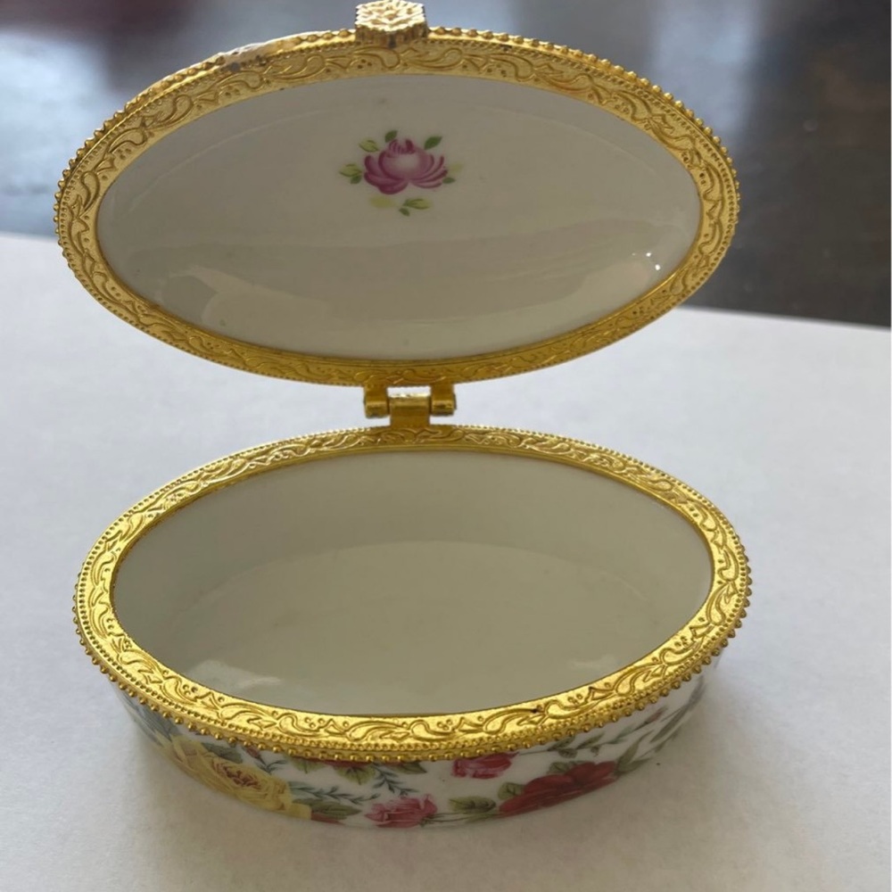 Trinket Boxes Vintage Set Of Three - Picture 8 of 9